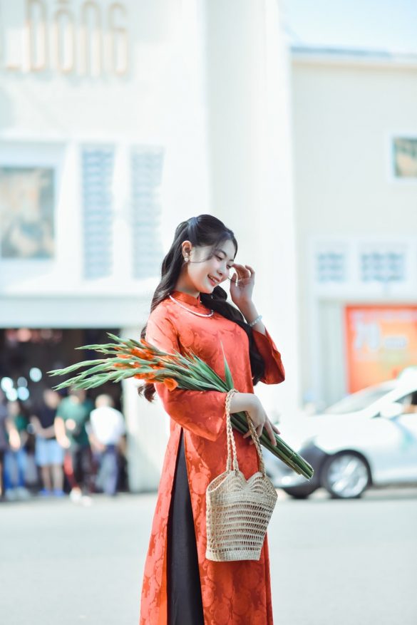 Anh ao dai tet 5 min