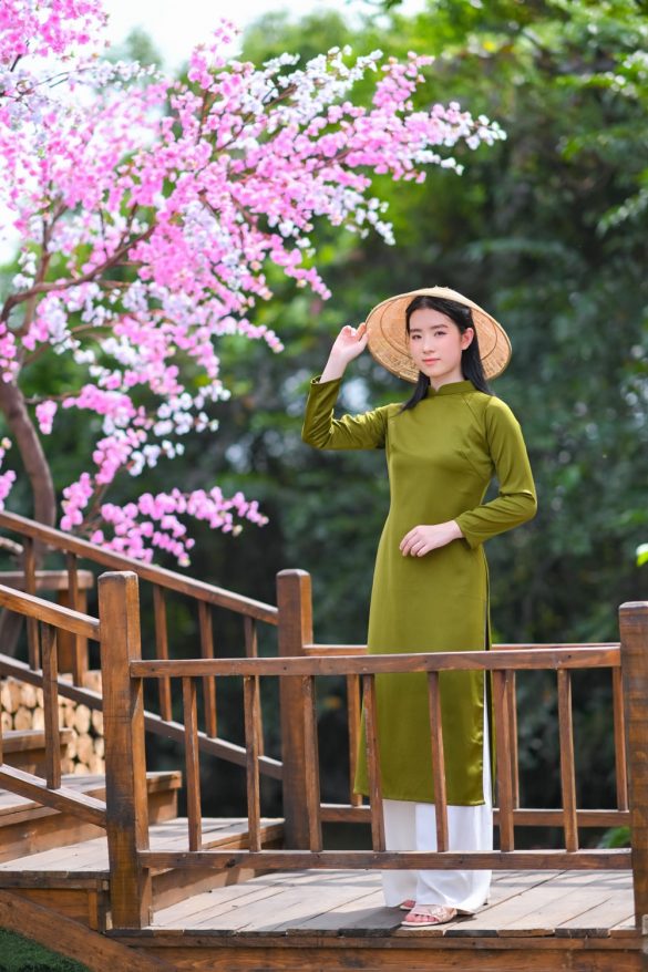 Anh ao dai tet dep 12 min