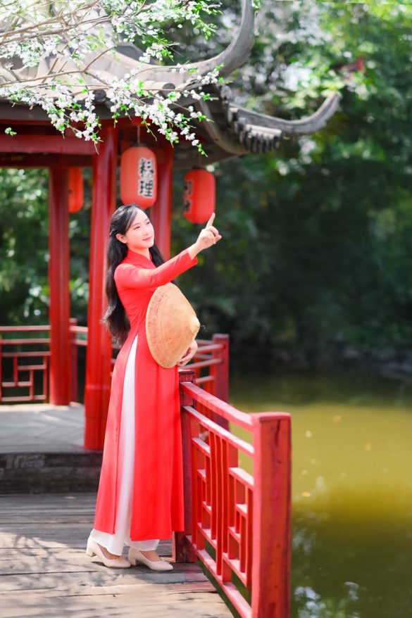 Anh ao dai tet min 13