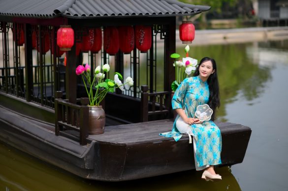 Anh ao dai tet min 23