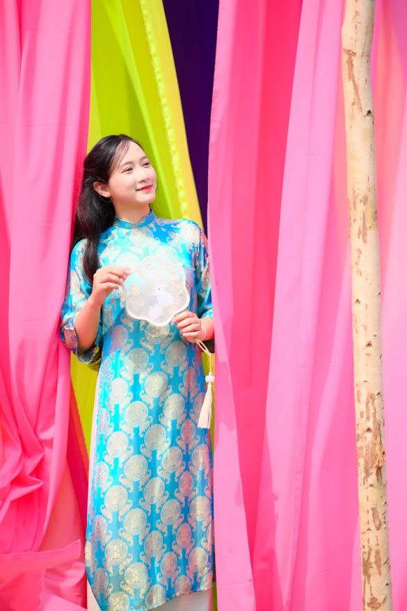 Anh ao dai tet min 26