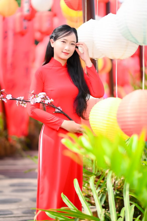 Anh ao dai tet min 9